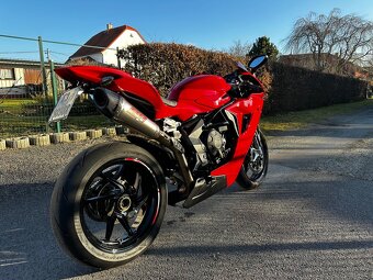 Mv agusta - 4