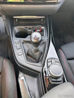 BMW F20 118i sportline - 4