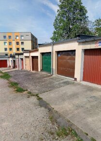 Pronájem parkovací plochy u Masarykovy nemocnice - 4