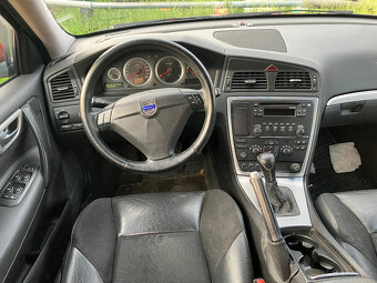 Volvo V70 D5 - 4