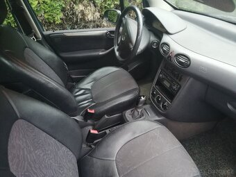 Mercedes A190 - 4