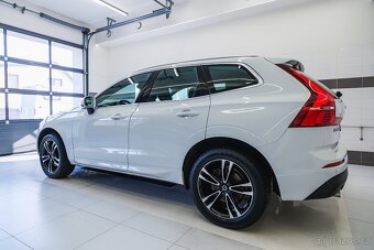 Volvo XC60 2020 B4 AWD 145kW Momentum Pro - 4