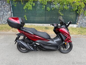 Honda Forza 350 - 4
