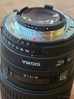 Sigma 105 mm f/2,8 D EX Macro pro Nikon - 4
