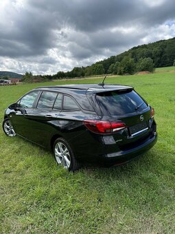 Opel Astra sports touer 1.5 cdti - 4