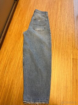 Bershka džíny modré baggy vel. 36 - 4