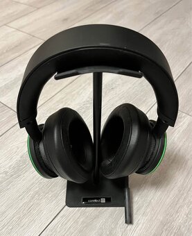 Xbox Series X 1TB Black + sluchátka Xbox + hry - 4