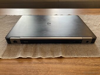 Dell Latitude E5270 - 4