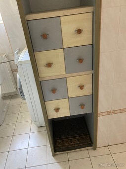 Skříňka koupelnová se zásuvkami za 500 kč - 4