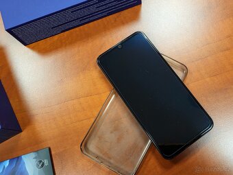 Motorola One Zoom komplet. s novym displejem - 4