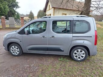 Opel Combo LIFE E 2019 - rodinná dodávka super stav - 4