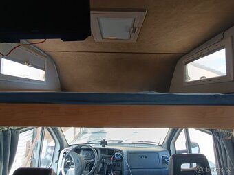 Alkovna, bydlík, obytný vůz - 4