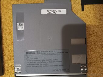 Prodam dily na notebook Dell - 4