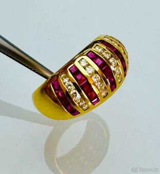 8K PRSTEN S PŘÍRODNÍMI RUBÍNY A DIAMANTY - BRILIANTY - 2,10c - 4