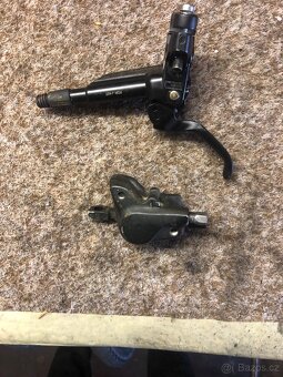 Brzdové páky a třmeny SHIMANO + zadni kol - 4