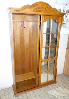 rustikální předsíňová stěna se zrcadlem - 4