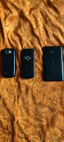 Prodám konvolut telefonů - 4