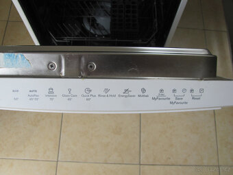 ÚZKÁ MYČKA NÁDOBÍ ELECTROLUX - 45cm - A++ - 4