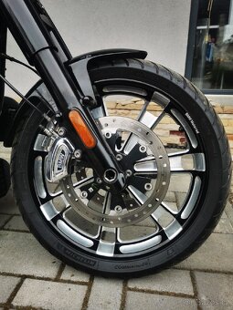 BMW R18 FIRST EDITION - Roland Sands Design - 4