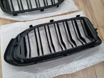 CERNA MASKA GRIL BMW rad 5 model G30 G31 G38 2014 - 2020 - 4
