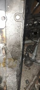 Hlava valcu motoru Vw Touare V10 AYH - 4