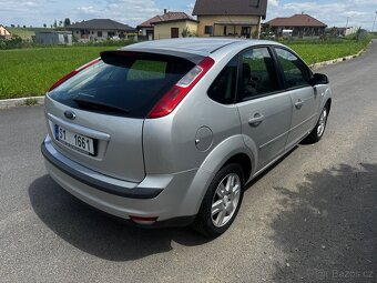Ford Focus 1.6i 74Kw Style -Klima - 4