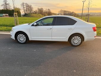 Škoda Octavia 3 1.4 tsi 103kw elegance 46 tkm CANTON Xenony - 4