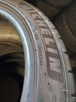 255/40R18 LETNÍ PNEU RUNFLAT 4KS - 4