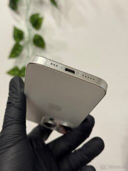 iPhone 15 Pro 256GB bílý - DPH - 4