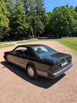 Mercedes Benz 300CE manuál - 4