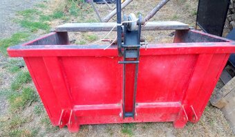 Bedna do třetího bodu za traktor (bedna) (lopata) - 4