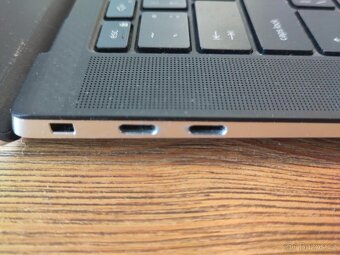 Dell XPS 15 9500, Intel i7, GTX 1650, 16 GB, 1TB SSD - 4