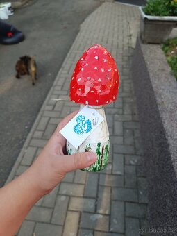 Dřevěné ručně vyřezávané dekorace - 4
