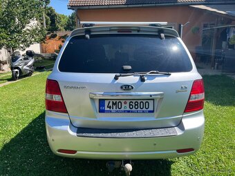 Kia Sorento - 4