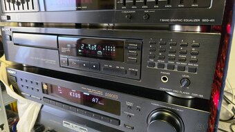 Prodám CD přehrávač SONY CDP-195, funkční, dobrý stav, osobn - 4
