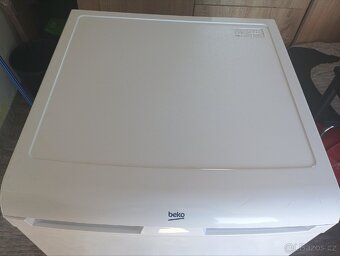 Malá lednička BEKO - 4