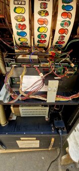 Výherní automat Phoenix 300 cabinet 91 rok velmi pěkný stav. - 4