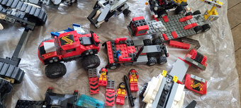 LEGO SOUBOR STARŠÍCH STAVEBNIC-TECHNIC NINJAGO CITY ...3,1kg - 4