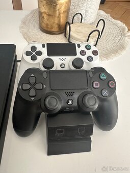 PS4 Slim - 500GB - 4