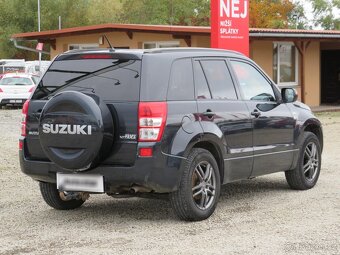 Suzuki Grand Vitara 1.9 DDiS ,  95 kW nafta, 2008 - 4