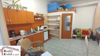 Prodejna se zázemí s možností přestavby na bydlení v K.Hoře - 4