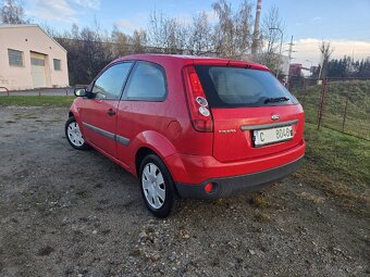 Ford Fiesta Ambiente 1.3i,51kw,nová STK. - 4