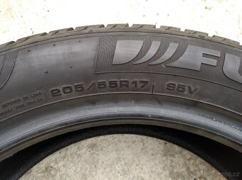 Prodám zimní pneu Fulda 205/55/17 - 4