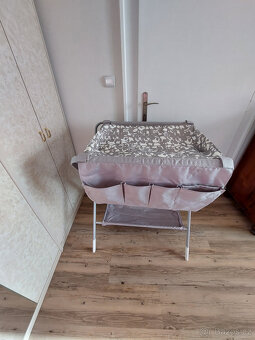 Přebalovací pult - 4