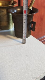 Staré mosazné hmoždíře. - 4