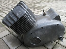 Závodní motor MZ 125 RT TS ETZ G soutěžní 3-5 kvalt motokára - 4