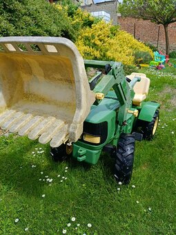 Šlapací traktor John Deere - 4
