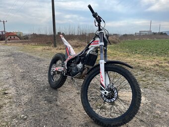 Trial Beta 300 2T 2018 - 4