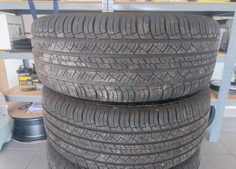 pneu 235/55 R18 Michelin - stav demont - 4