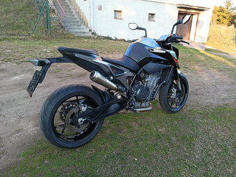 KTM 790 DUKE - 4